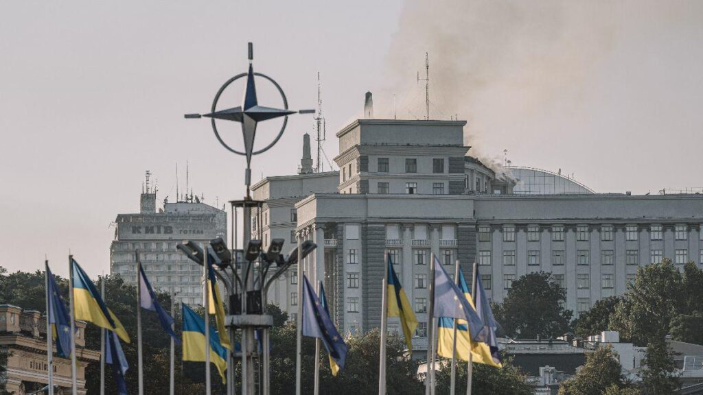 ロシアは戦争が始まって以来、ウクライナに対する最大の空軍攻撃を開始します