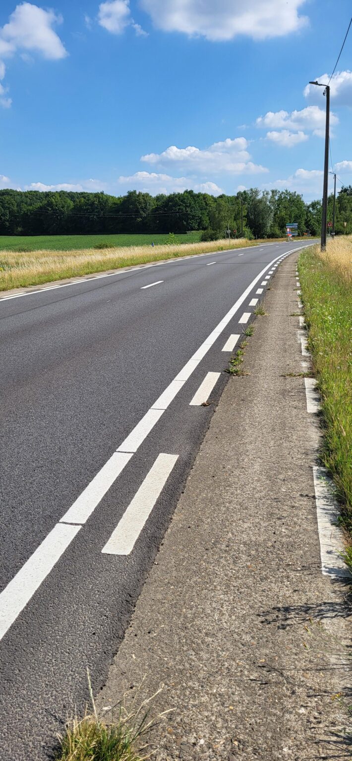 なぜ道路は自転車道で更新されるのですか？