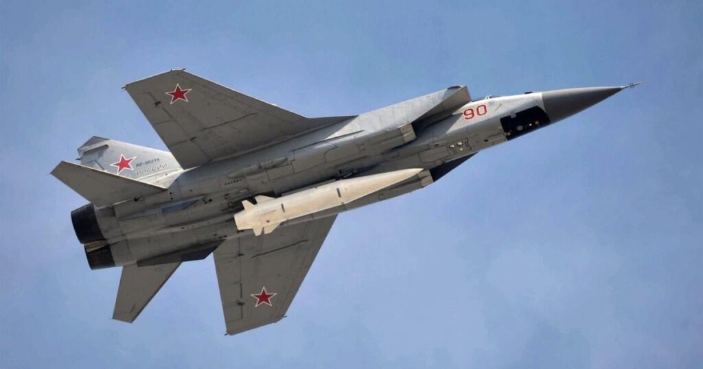 ロシアの3つの航空機がエストニアの空域に入りました。タリン政府はNATO第4条を活性化します