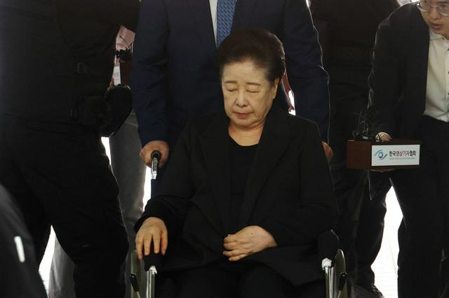 韓国で旧統一教会・韓総裁が逮捕状審査に出席　裁判所が近く判断へ