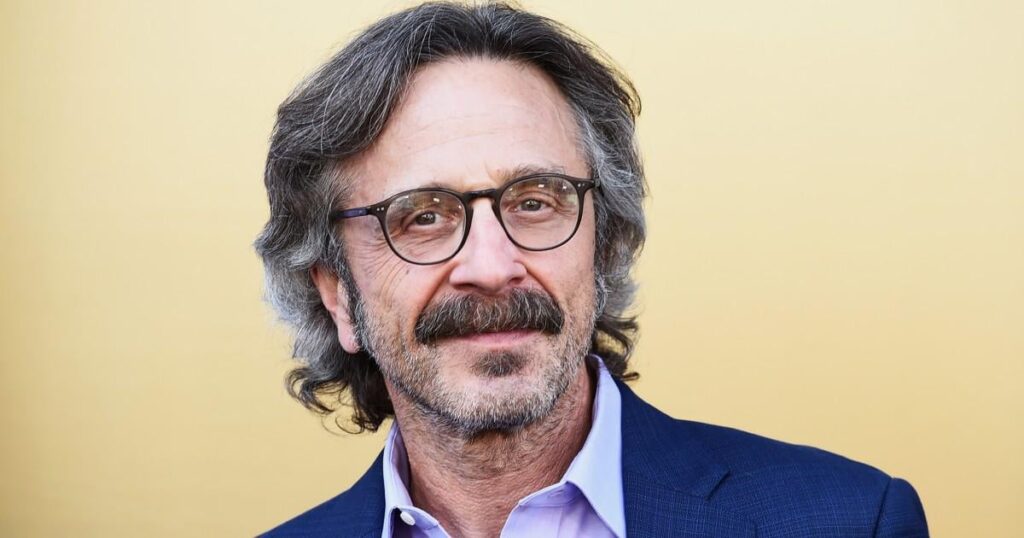 マーク・マロン、16年間約1,700回のエピソードを経て、最後のゲストにバラク・オバマを迎えてポッドキャストを終了