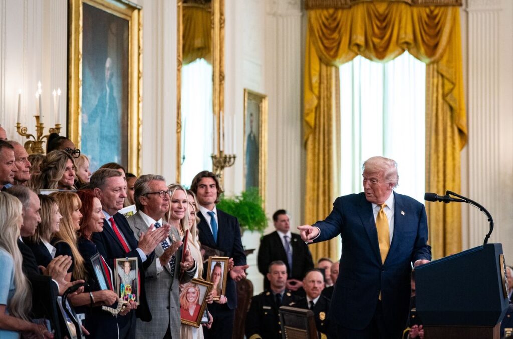 トランプ氏､対中フェンタニル関税引き下げへ-習氏とエヌビディア協議 - Bloomberg