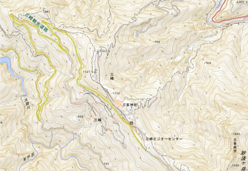 秩父市三峰の位置＝国土地理院HPから