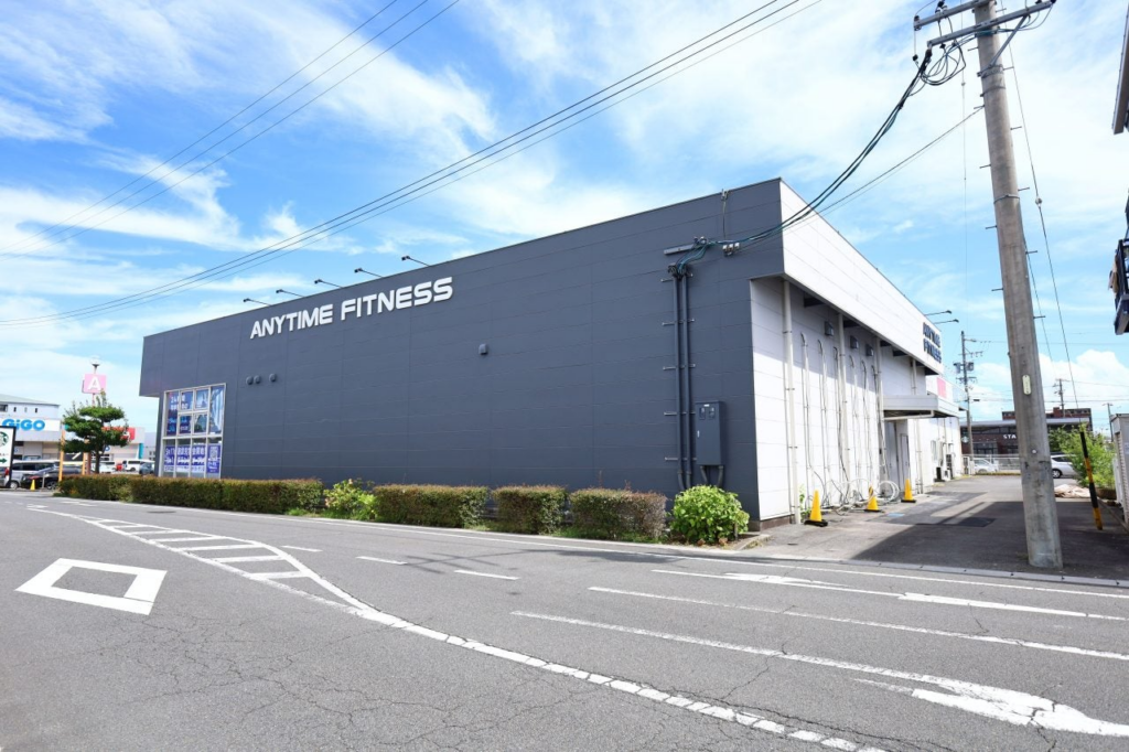 【グランドオープン】エニタイムフィットネス久居インターガーデン店（三重県津市）2025年10月1日（水）＜24時間年中無休のフィットネスジム＞ | 株式会社Fast Fitness Japanのプレスリリース