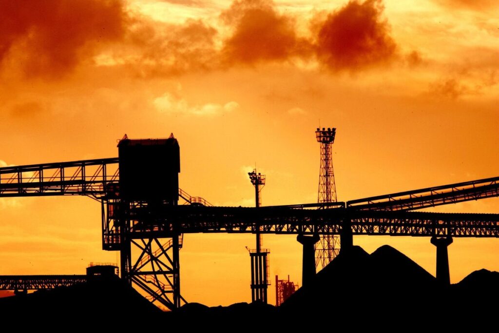 豪州最大級の石炭火力発電所、6年前倒しで閉鎖へ－リオティント - Bloomberg