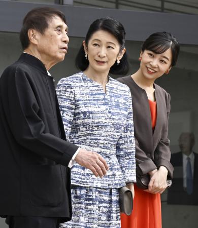 紀子さま佳子さま、香川県を訪問 瀬戸内芸術祭に出席 | 全国のニュース | 福井新聞ONLINE