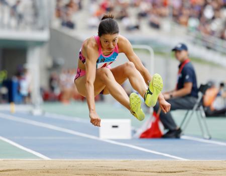 高島真織子が大会記録で優勝 滋賀国スポ、成年女子三段跳び | 全国のニュース | 福井新聞ONLINE