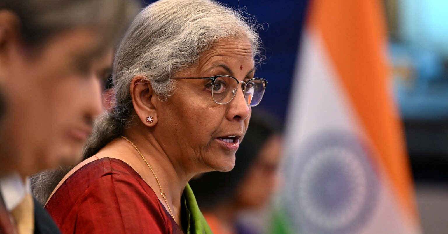 インド経済は底堅い、油断は禁物＝財務相 | ロイター