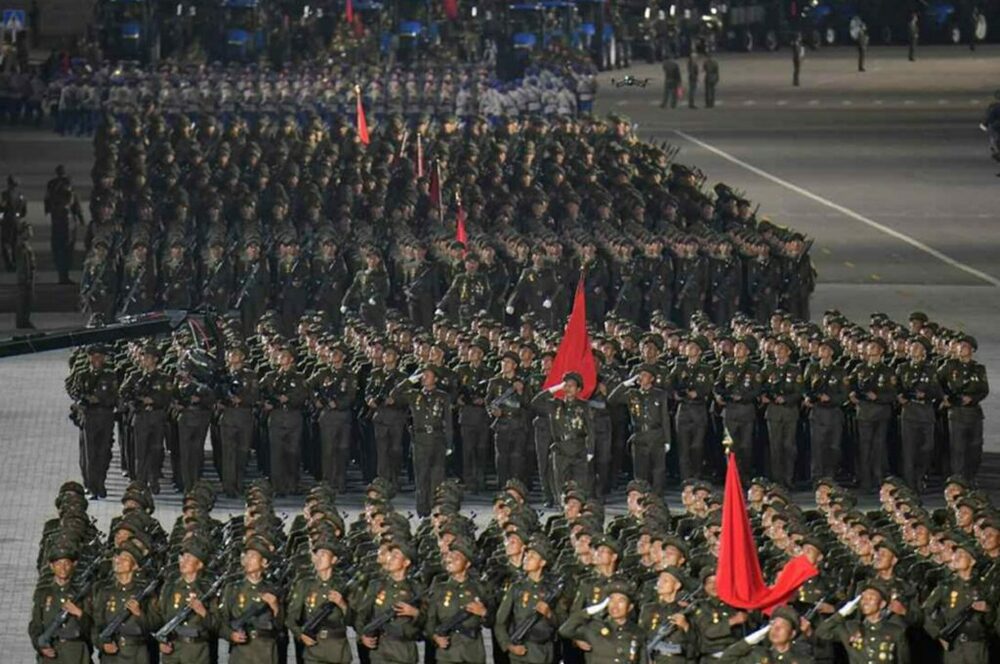北朝鮮、朝鮮労働党創建80周年で夜間閲兵式の可能性大…「数万人規模」準備動向を韓国軍確認　写真枚　国際ニュース：AFPBB News