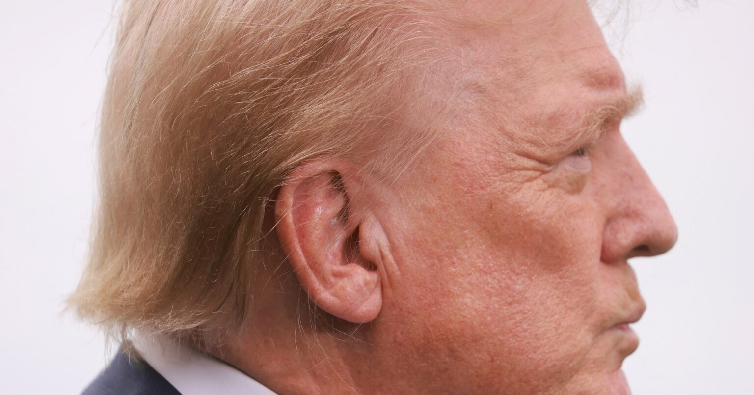 トランプ氏、オレゴン州最大都市への支援削減検討を指示 | ロイター