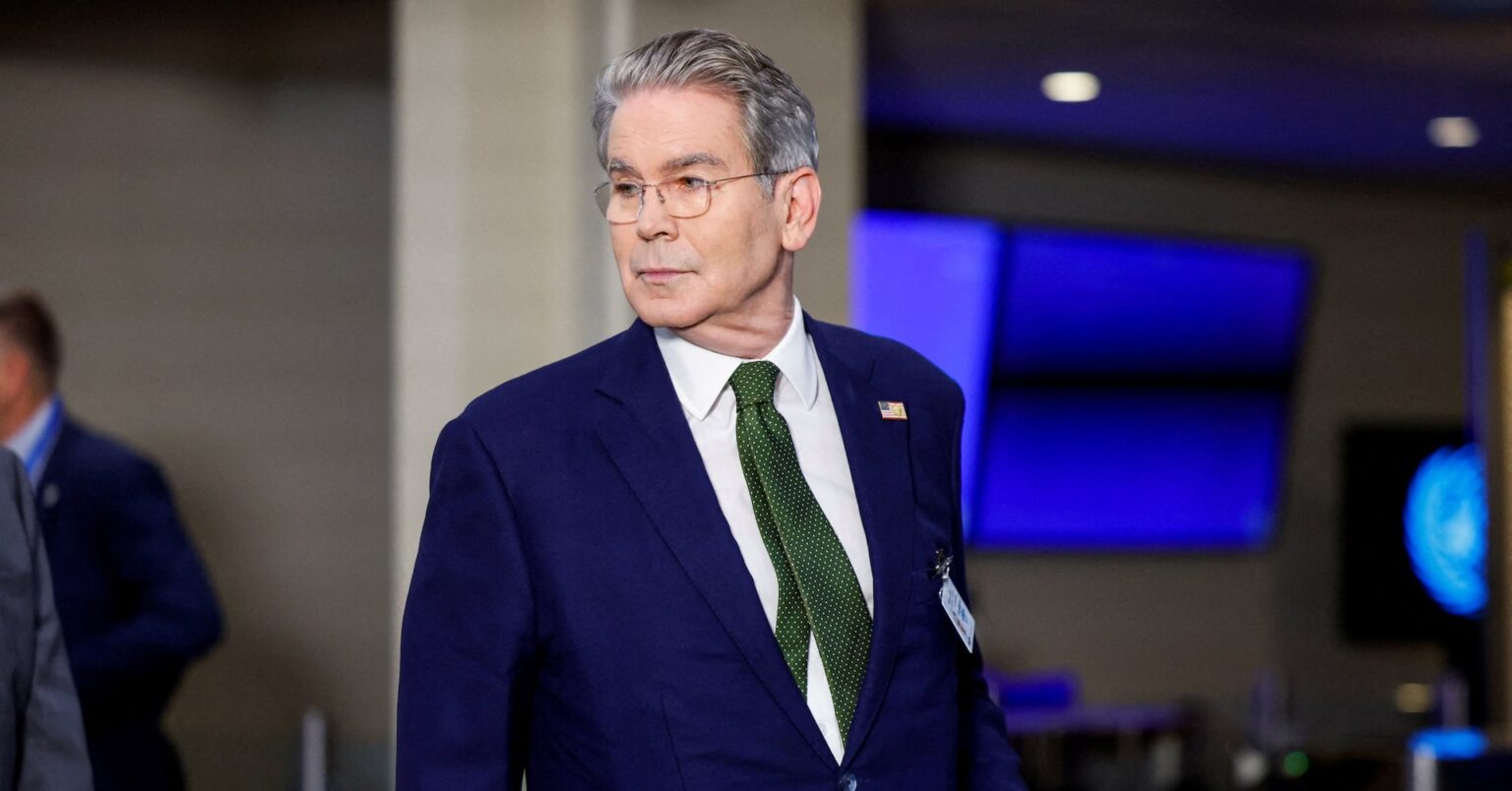 7日に米国内農家支援措置発表へ、中国による大豆購入なしで＝財務長官 | ロイター