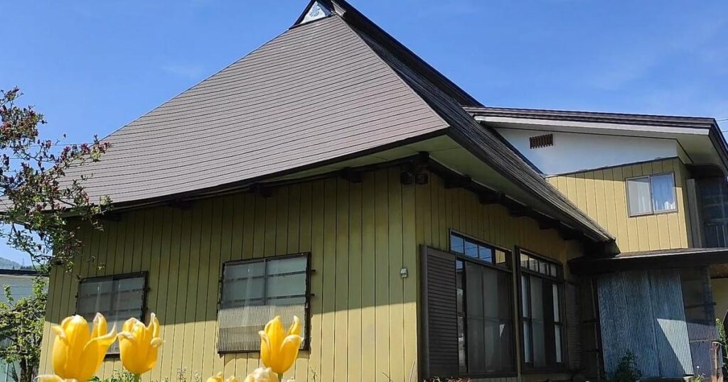 長野県の空き家を約350万円で買った、日本びいきのカナダ人男性。修復は予想以上に簡単だったようだ | Business Insider Japan