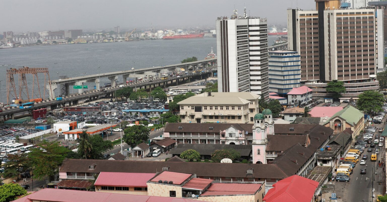 世銀、サハラ以南のアフリカ成長率予測引き上げ　物価・通貨安定が寄与 | ロイター