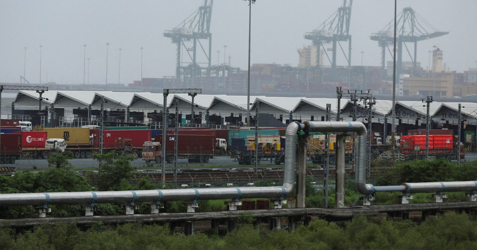 世銀、来年度のインド成長率6.3％に下方修正　米関税が下押し | ロイター