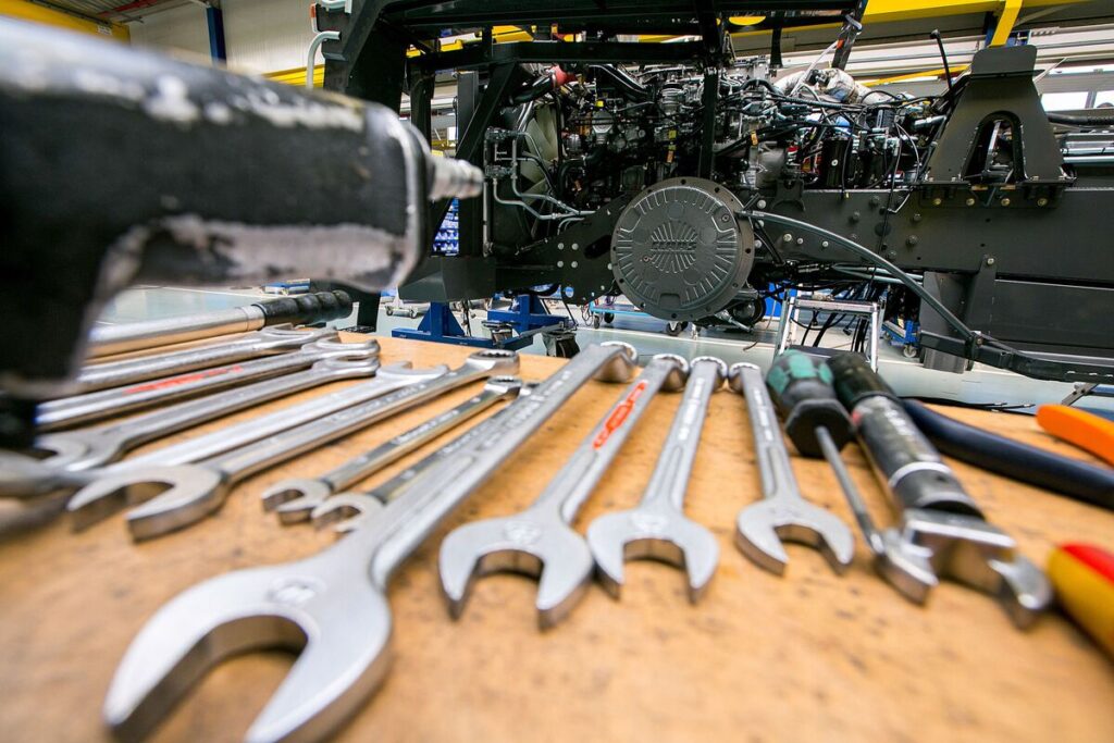 ドイツ製造業受注、4カ月連続下落の前月比0.8％減－予想下回る - Bloomberg