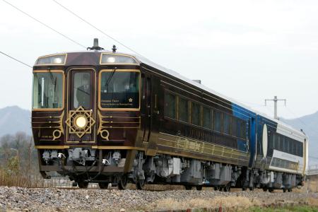 高知の皿鉢、フレンチ風に 観光列車で魅力アピール | 全国のニュース | 福井新聞ONLINE