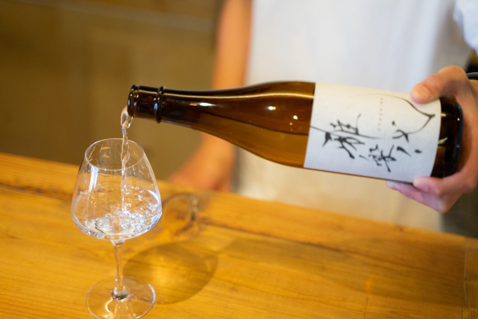 佐渡の旅の締めくくりに“汲みたての一杯”を！両津港「SADO SAKE PORT」でタンク直汲み体験販売を開始 | 公益社団法人 新潟県観光協会のプレスリリース