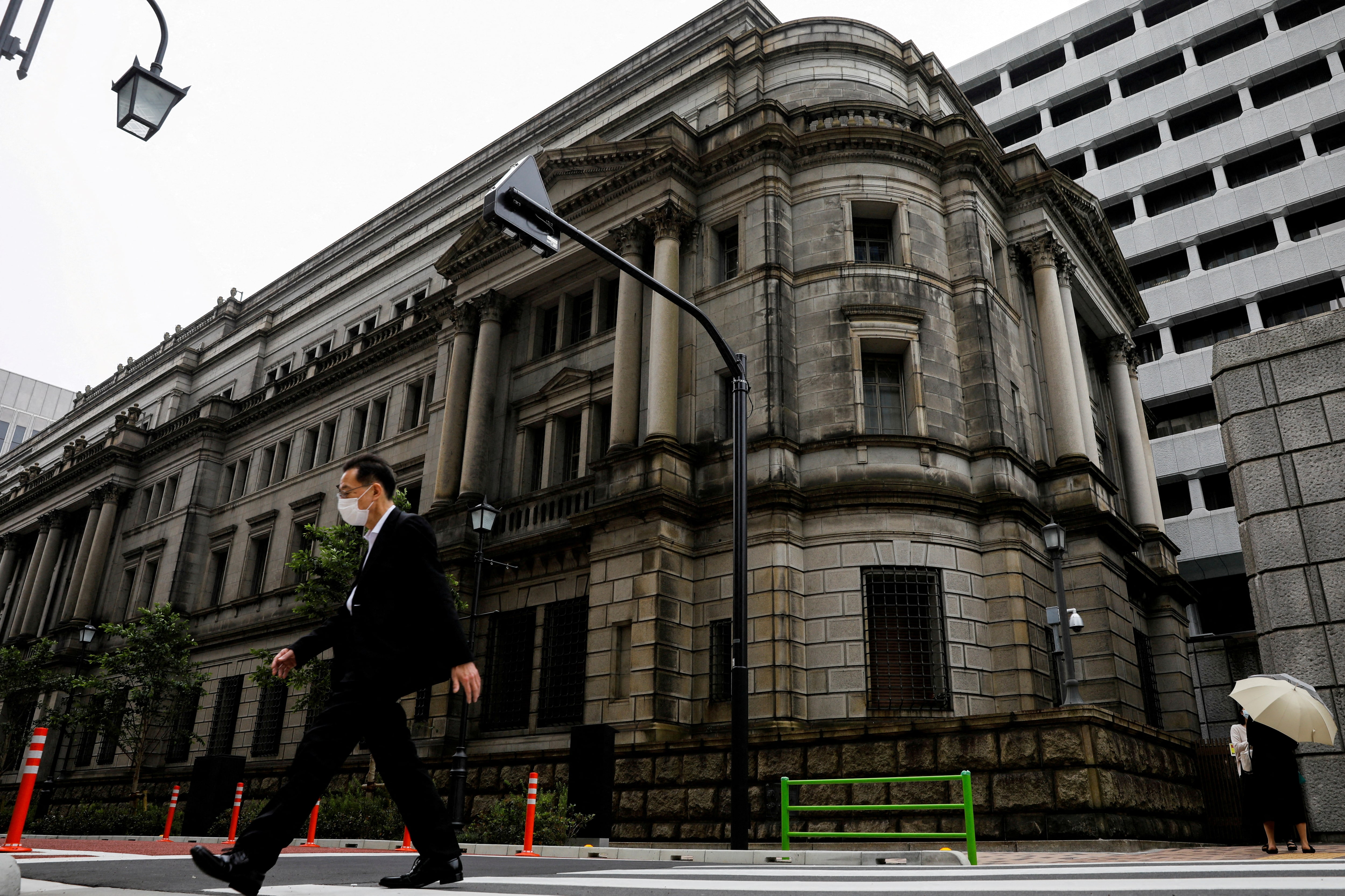 日銀、ＥＴＦの売却開始へ信託銀を公募　11月に入札
