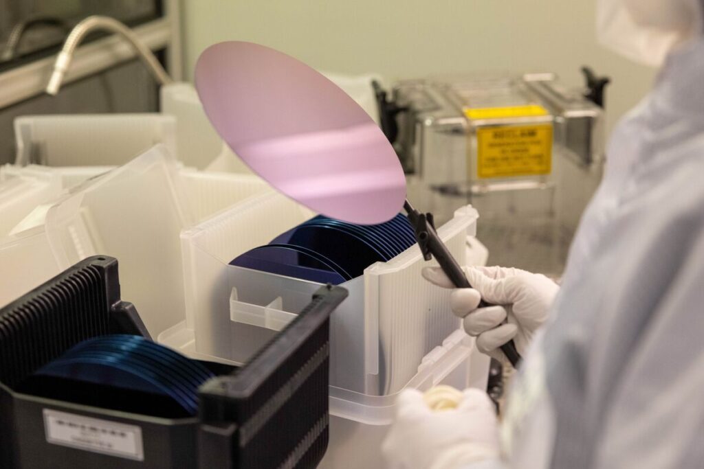 EU、欧州事業望む中国企業に技術移転の義務付けを検討－関係者 - Bloomberg