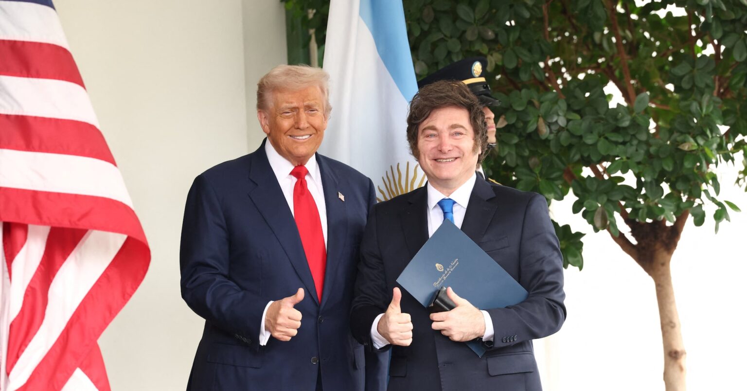 アルゼンチン支援、ミレイ政権与党の中間選挙勝利が前提　トランプ氏表明 | ロイター