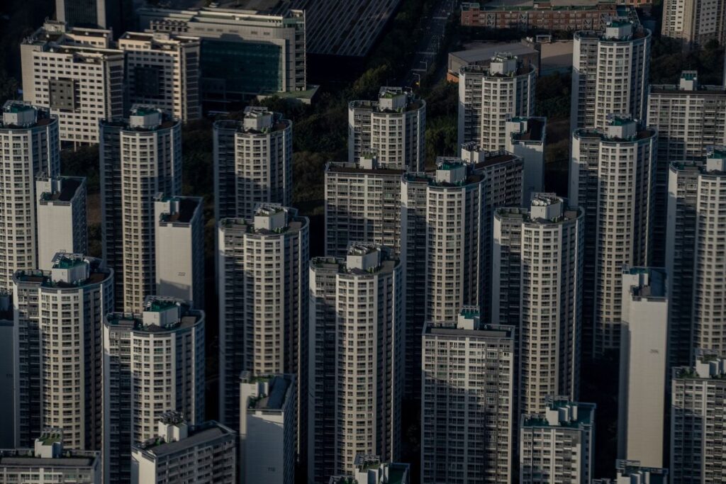 韓国、不動産価格高騰の抑制目指し新たな対策発表-融資制限強化など – Bloomberg 韓国、不動産価格高騰の抑制目指し新たな対策発表-融資制限強化など - Bloomberg
