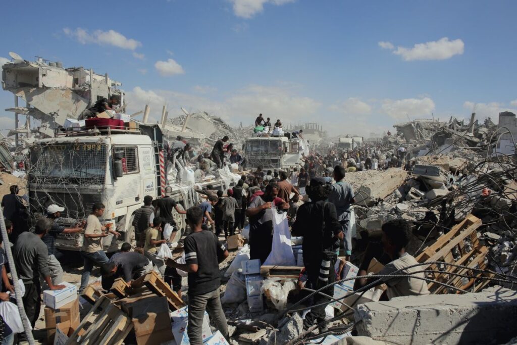 トランプ氏、ハマスに遺体返還と武装解除を要求-第1段階合意に暗雲 – Bloomberg トランプ氏、ハマスに遺体返還と武装解除を要求-第1段階合意に暗雲 - Bloomberg