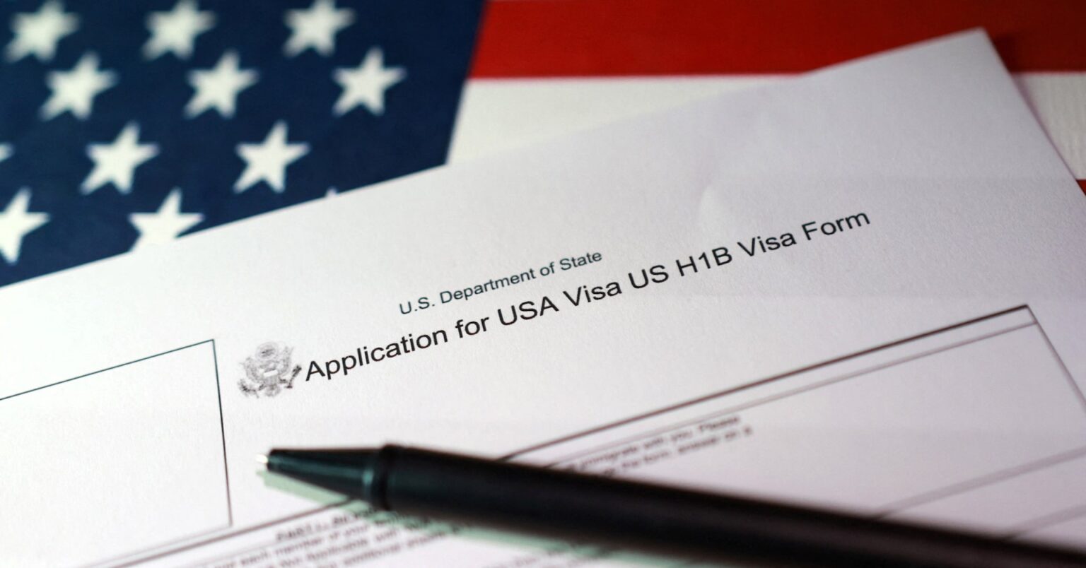 ＳＮＳ監視でビザ取り消し、米主要労組が政権提訴　表現の自由巡り | ロイター