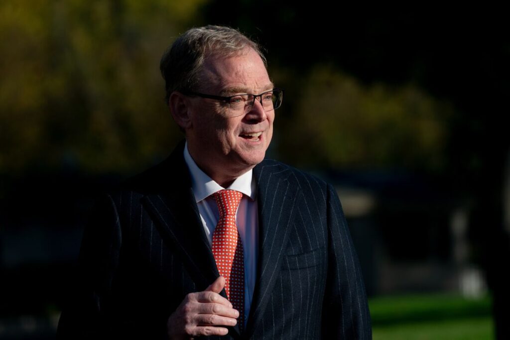 米政府閉鎖が続く場合、より強力な措置講じる可能性－ハセット氏 - Bloomberg