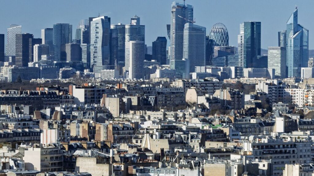 フランス国債、格下げで中銀準備資産運用者は総額12兆円売却も－BofA - Bloomberg