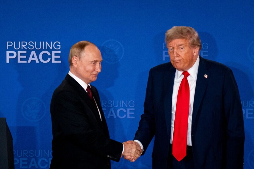 トランプ氏、プーチン氏との「無駄な会談」望まず－停戦期待薄まる - Bloomberg