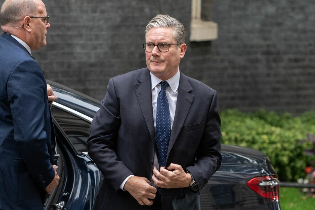 英国はなぜ「中国スパイ」の起訴を取り下げたのか、経済力に誘引され急速に中国になびきだしたスターマー政権(1/6) | JBpress (ジェイビープレス)