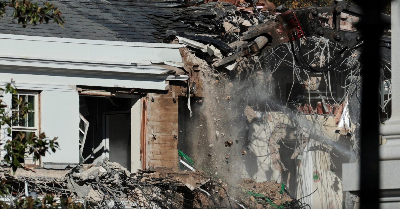 ホワイトハウス東棟は全解体に、トランプ氏明かす　宴会場建設に伴い | ロイター