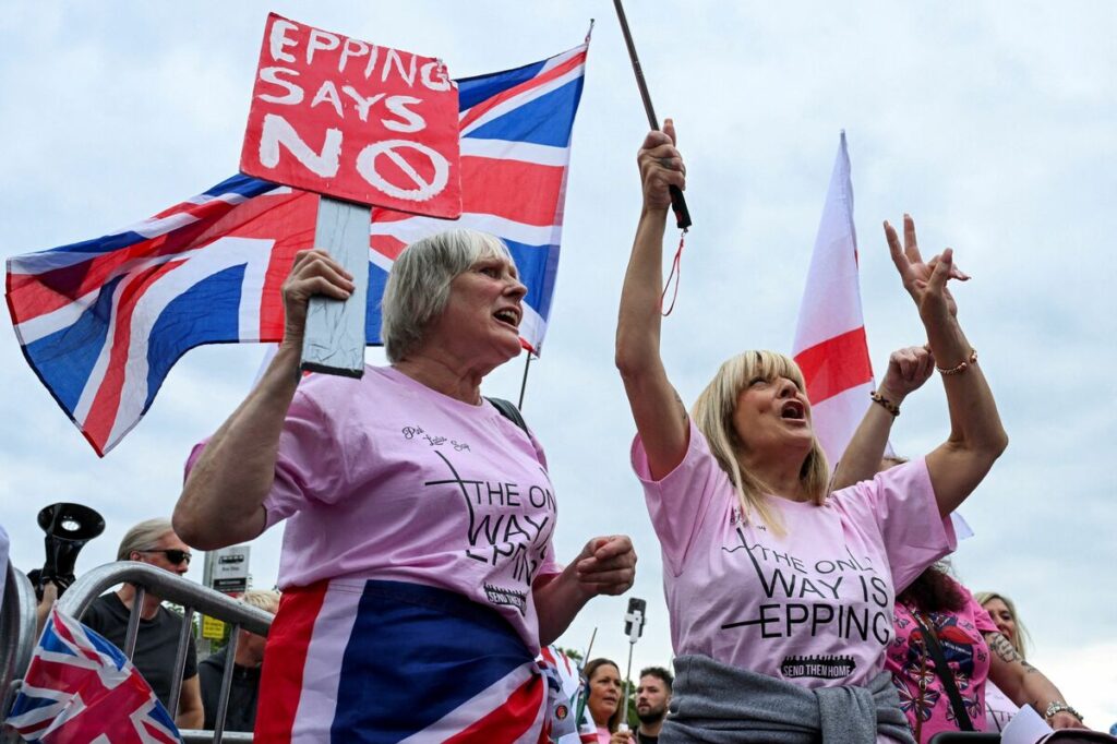 日本で始まった反移民はイギリスの数十年遅れ、排外主義の先に待つ「逃げられない世界」という恐怖 【著者に聞く】『私労働小説　負債の重力にあらがって』のブレイディみかこが語る、新しい短編集で描きたかったこと(1/5) | JBpress (ジェイビープレス)