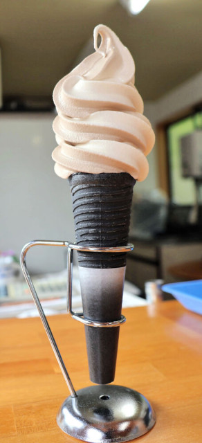 甘さと渋み 相乗効果　宮城・白石の白石城小十郎茶屋　ももちゃソフト　〈イチオシ〉