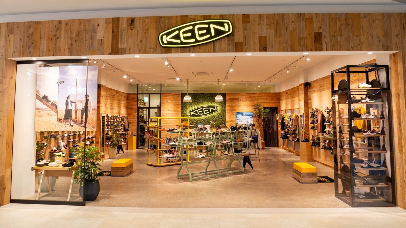 ＜KEEN直営店＞千葉県初出店 「KEEN GARAGE TOKYO-BAY」が 『ららぽーとTOKYO-BAY 北館Ⅰ期 』に 2025年10月31日（金）オープン