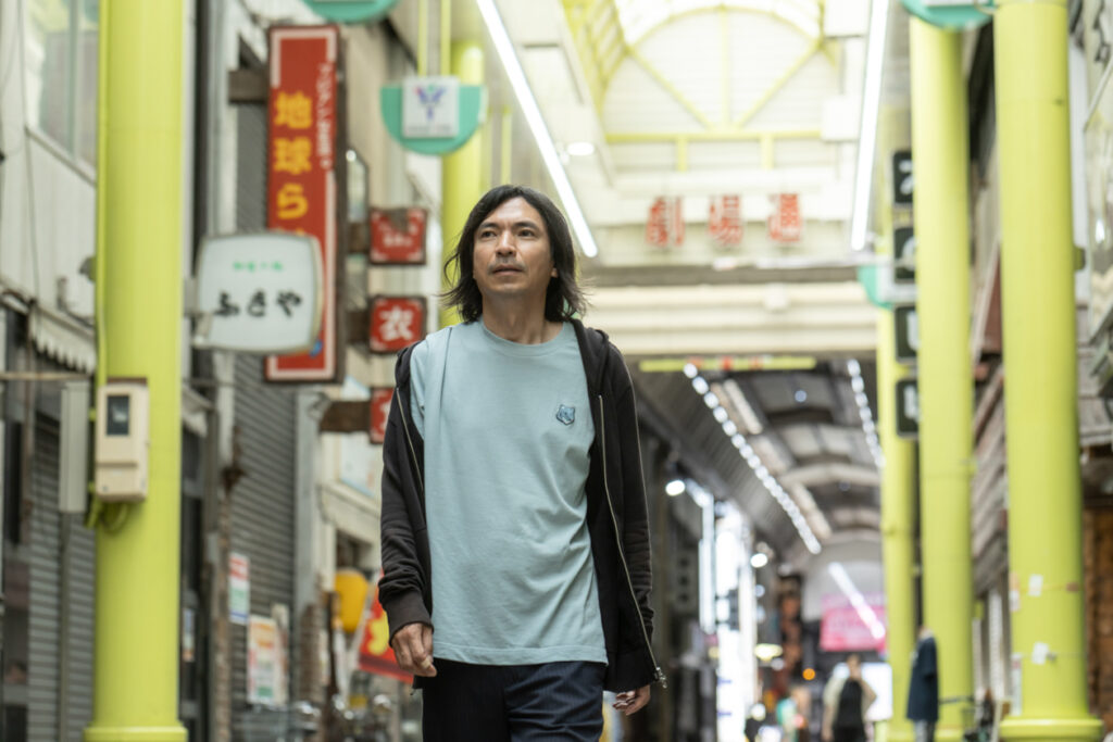 【岐阜市】ふかわりょうさんが岐阜市の“特別ではない”日常を体験！「Not? Special GIFU LIFE」公開！ – 岐阜のローカルメディア ｜ さかだちブックス　｜ 暮らし・情報・観光