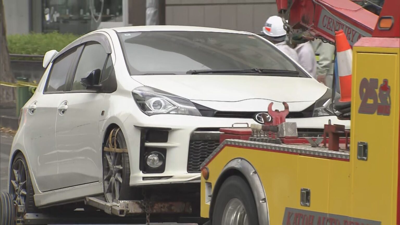 “水没の車”1日から本格的な搬出作業 三重・四日市市の地下駐車場 レッカー車26台・作業員50人態勢で（CBCテレビ） - Yahoo!ニュース