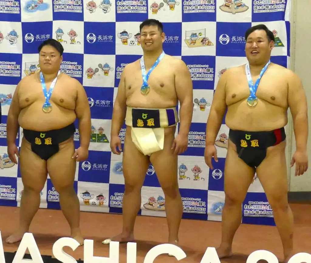 【国スポ】相撲・団体戦は鳥取県が少年の部に続いて成年の部も優勝！後輩たちに「良いところ見せられた」 - スポニチ Sponichi Annex スポーツ