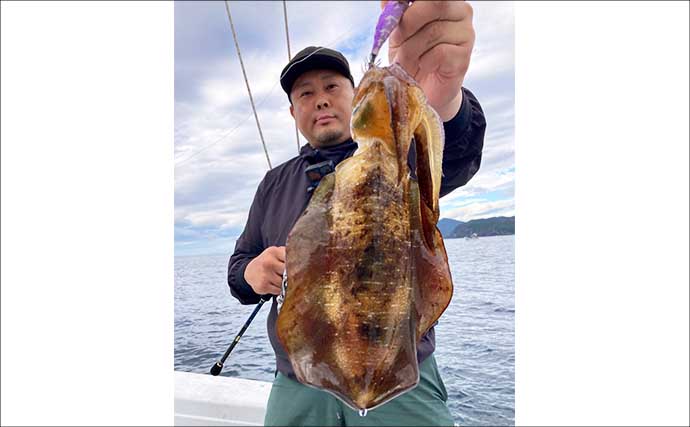 【沖釣りルアー釣果速報】ジギング便でメーターオーバー11kg超オオニベを手中！（愛知・三重）