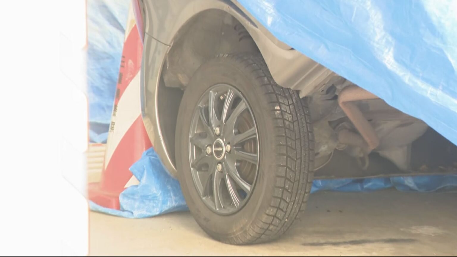 冬用の“スタッドレスタイヤ”を装着…男女6人が乗った軽自動車が横転し5人死亡の事故 車は死亡した20歳男性の名義（東海テレビ） - Yahoo!ニュース