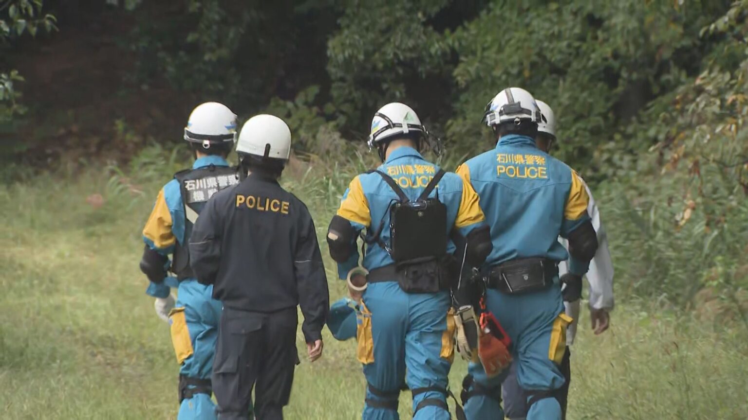 30代男性が土砂崩れに巻き込まれる 救助活動が難航 20代男性も大けが 石川・小松市（MRO北陸放送） - Yahoo!ニュース