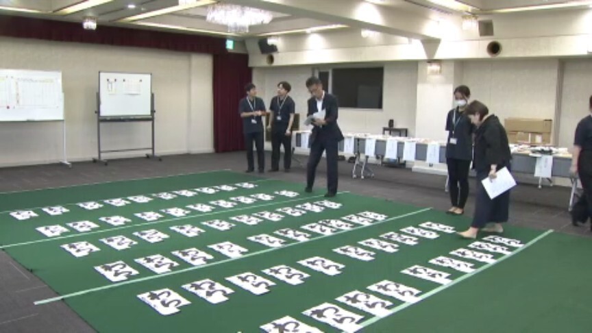 書道で約2万7000点、交通安全ポスターで約5000点が応募 書道・交通安全ポスターコンクール 愛媛県審査会（あいテレビ） - Yahoo!ニュース