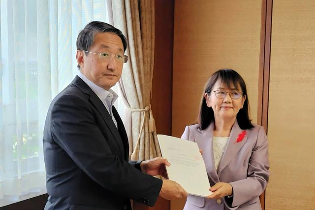 鳥取県職員の給与、4年連続で引き上げ勧告 民間給与との均衡図る（朝日新聞） - Yahoo!ニュース - Yahoo!ニュース