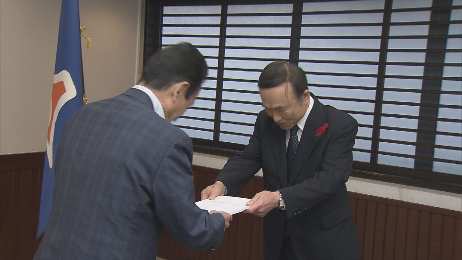 県職員の月給1万円超の引き上げを勧告 34年ぶり高水準 実現すれば人件費は約96億円増 静岡県人事委員会 （静岡朝日テレビ） - Yahoo!ニュース - Yahoo!ニュース