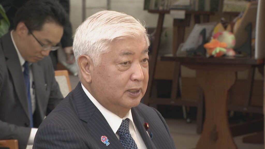 愛知・入鹿池の自衛隊機墜落事故 機体の引き揚げ作業完了を受け中谷防衛大臣が愛知県庁へ 大村知事は「原因究明と再発防止、安全運航の徹底」求める（CBCテレビ） - Yahoo!ニュース