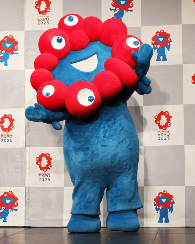 大阪・関西万博公式キャラクター「ミャクミャク」