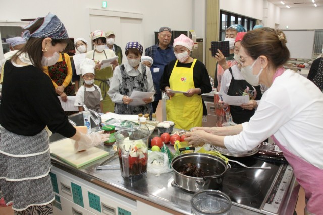 伊東国際交流協会のメキシコ料理教室 26人がタコスやスープ作りに挑戦 / 伊豆新聞デジタル 伊東国際交流協会のメキシコ料理教室 26人がタコスやスープ作りに挑戦 / 伊豆新聞デジタル