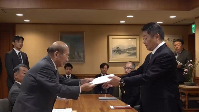 県職員給与約3％引き上げ 33年ぶりの上げ幅 平均年収は約21万円増へ 人事委が勧告 山梨（YBS山梨放送）