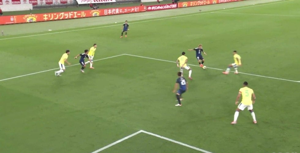 堂安律がブラジル代表2人を無効化！「キレすごい」縦に抜き去るパーフェクトドリブルで決定機演出「まじで最高過ぎだろ」 | ABEMA | スポーツブル (スポブル)