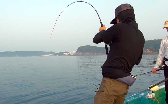 「ブリが釣りたい！」アメリカから来日した友人と挑んだ串本カセ釣りで90cm級浮上【和歌山】